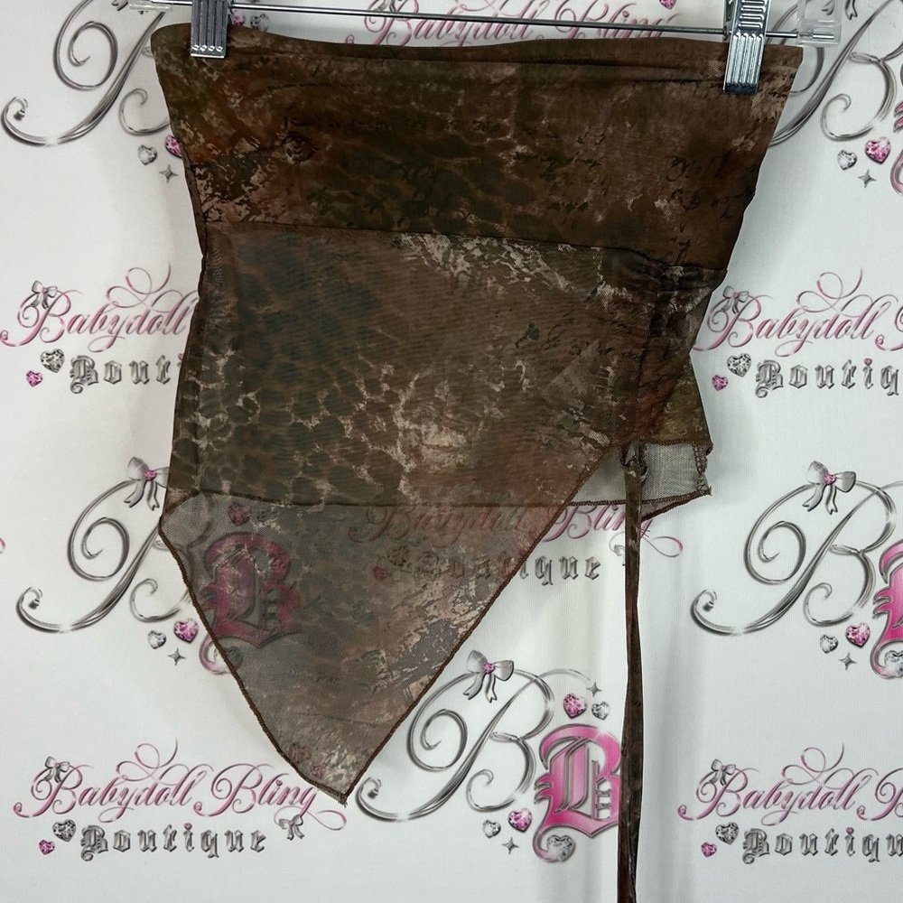 Edikted crop top triangle style strapless camo tie dye Brown Sheer Scarf